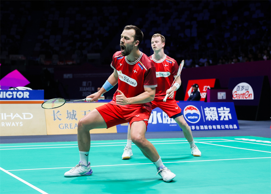 他也用自己 他也用自己