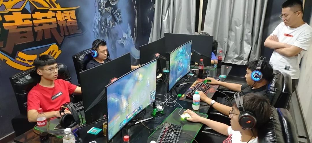 0万欧元 0万欧元