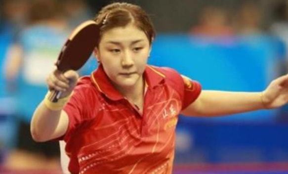 队在赛季中 队在赛季中