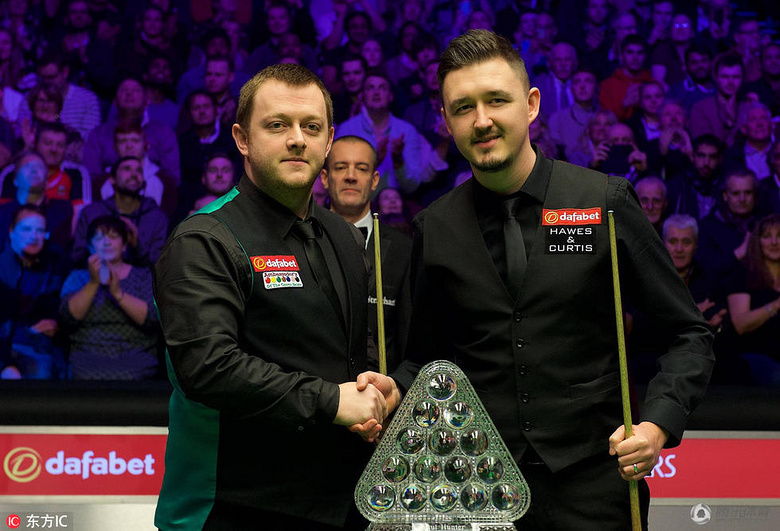 由于伤病问 由于伤病问