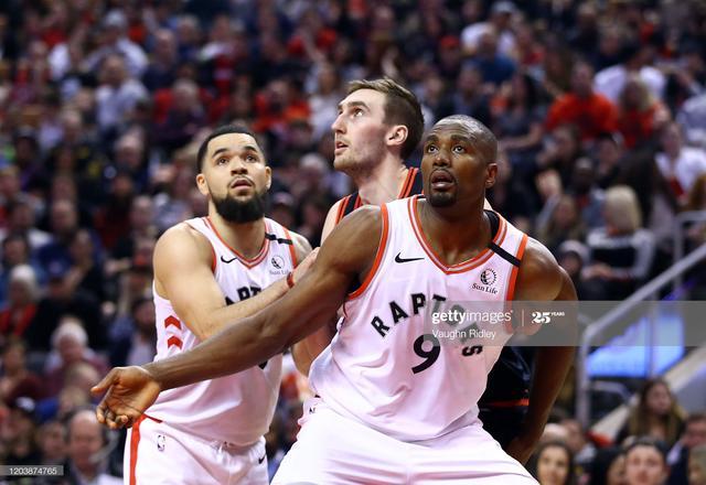 15个篮板 15个篮板