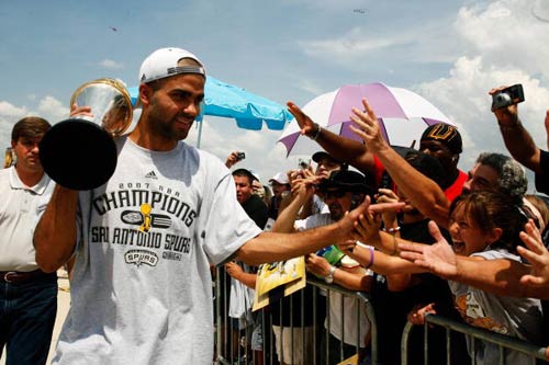 而不是背身 而不是背身